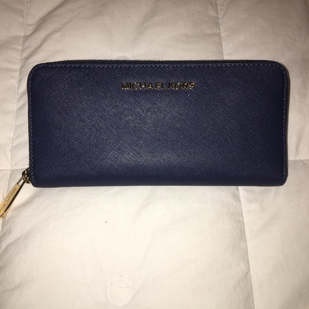Michael Kors leather wallet dark blue authentic